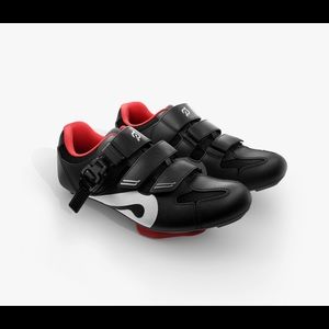 COPY - Peloton cycling shoes size 41 (womens 10)